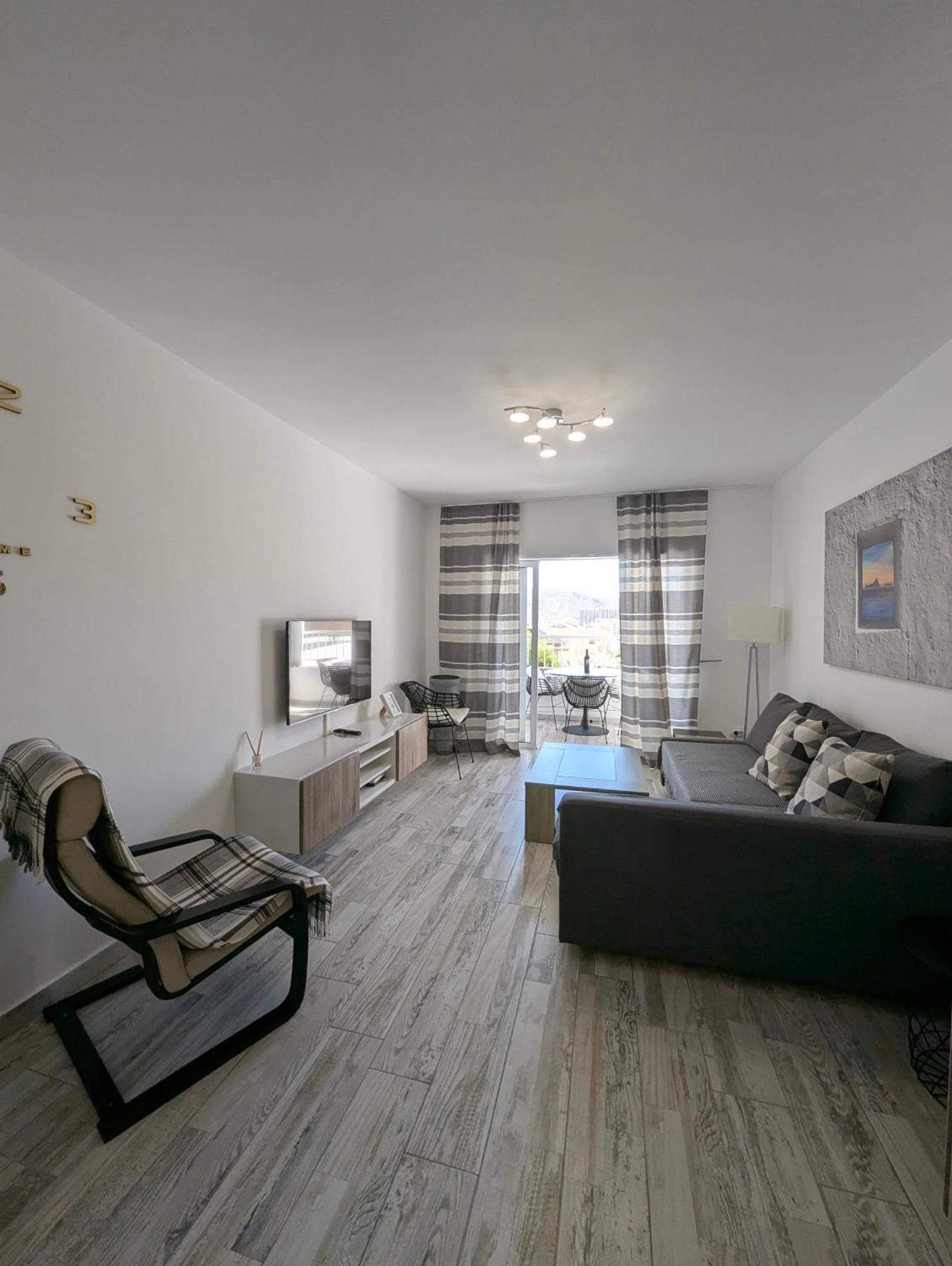 Cozy Apartment In Los Cristianos Guincho  Экстерьер фото