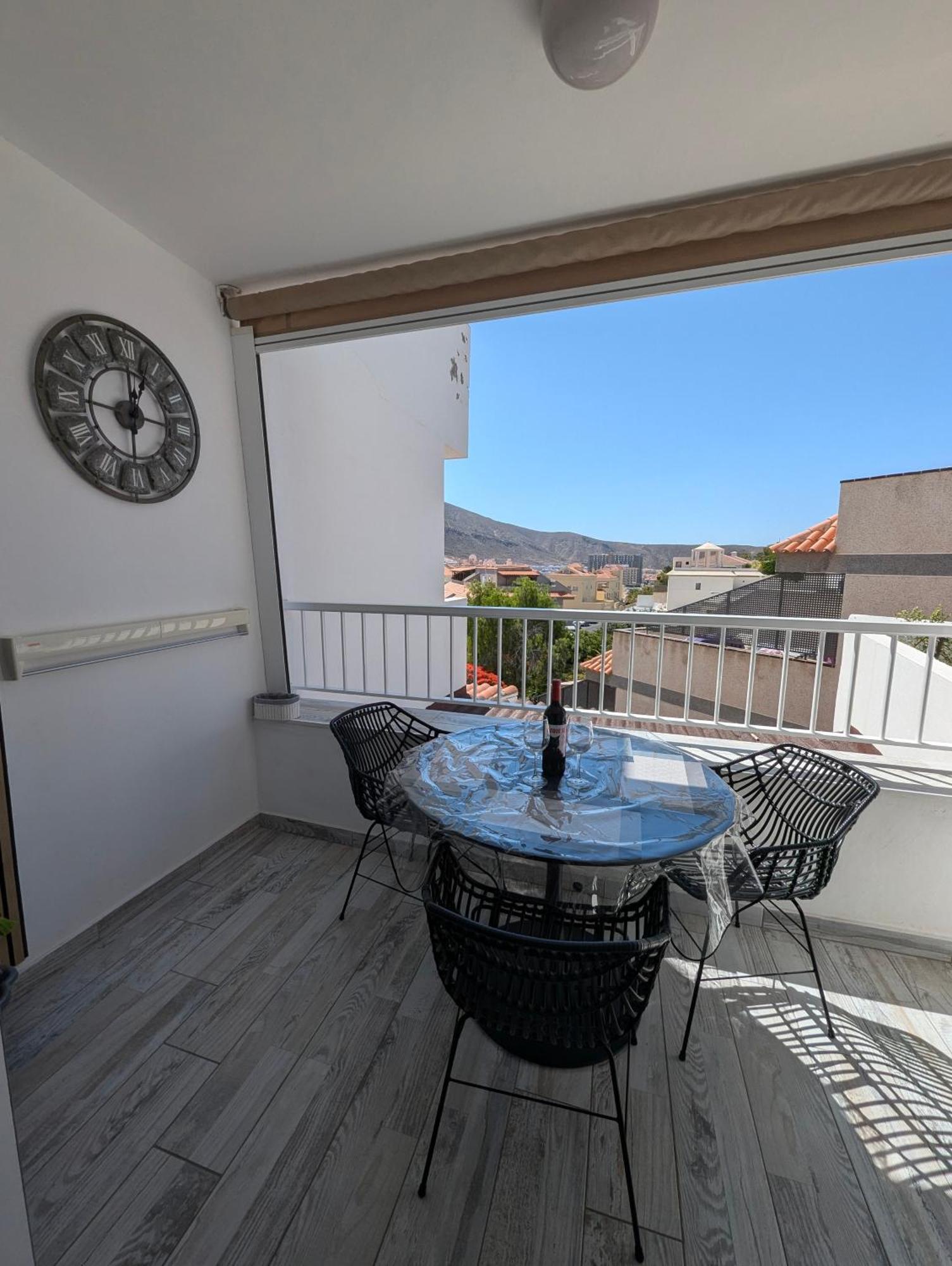 Cozy Apartment In Los Cristianos Guincho  Экстерьер фото